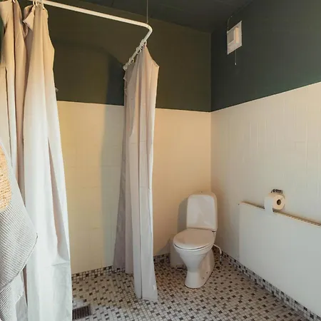 Vakantiehuis Cattle And Wild Horses At Paogard Skovsgaard