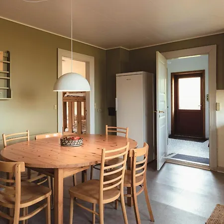 Vakantiehuis Cattle And Wild Horses At Paogard Skovsgaard *