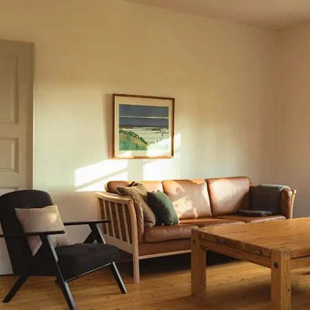 Tatil Evi Cattle And Wild Horses At Paogard Skovsgaard Rudkøbing